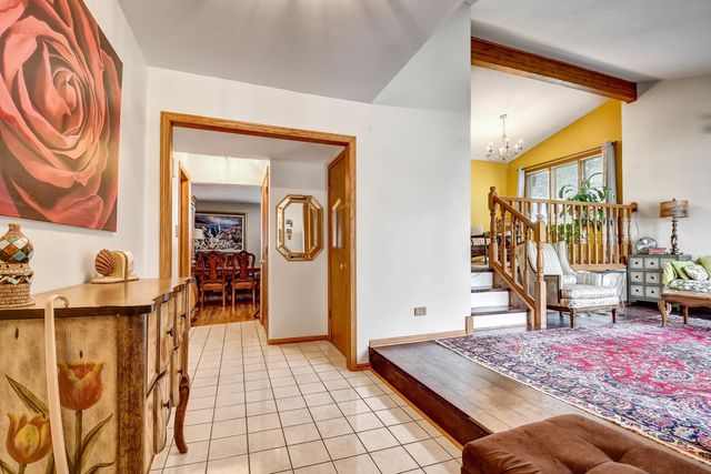 6732 W 113th Place, Worth, IL 60482