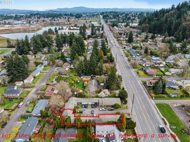 18635 Se Division St, Gresham, OR 97030