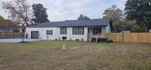 2622 Wye Ln Lane, North Charleston, SC 29405