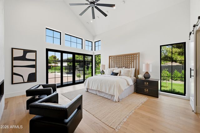 5226 E SWEETWATER Avenue, Scottsdale, AZ 85254