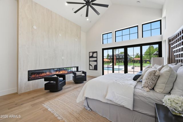 5226 E SWEETWATER Avenue, Scottsdale, AZ 85254