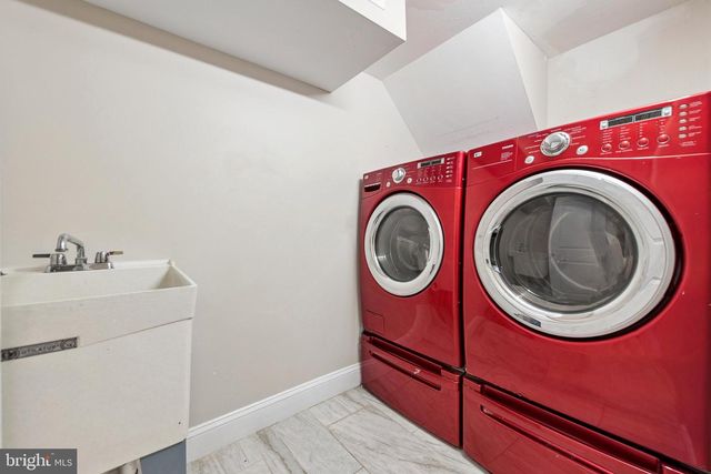 1606 PENNINGTON RD, Philadelphia, PA 19151