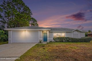 1578 Paisley Street NW, Palm Bay, FL 32907