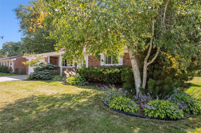 23346 Demley Drive, Clinton Township, MI 48035