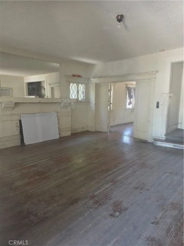 4016 Ingraham, Los Angeles, CA 90005