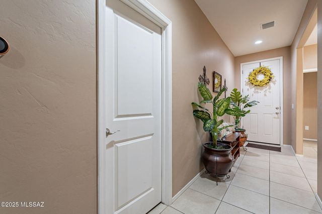 1123 E Lumberjack Trail, Sahuarita, AZ 85629