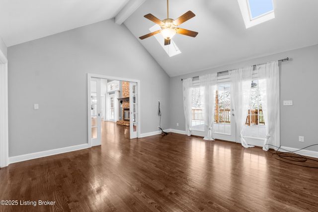 7414 Cambridge Dr, Crestwood, KY 40014