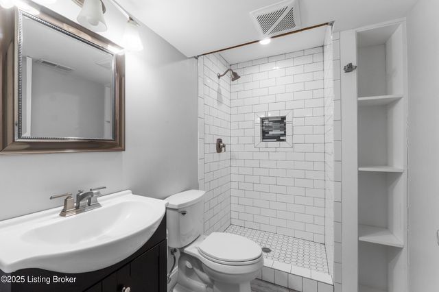 7414 Cambridge Dr, Crestwood, KY 40014