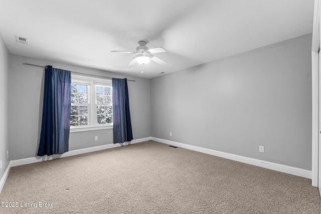 7414 Cambridge Dr, Crestwood, KY 40014