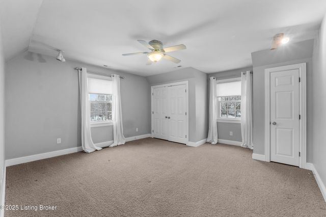 7414 Cambridge Dr, Crestwood, KY 40014