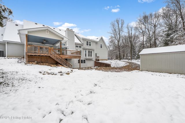 7414 Cambridge Dr, Crestwood, KY 40014