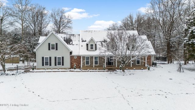 7414 Cambridge Dr, Crestwood, KY 40014