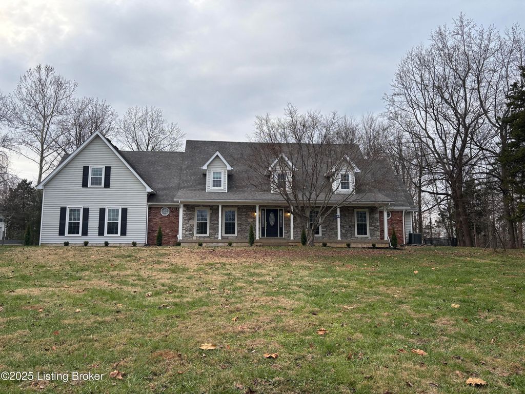 7414 Cambridge Dr, Crestwood, KY 40014