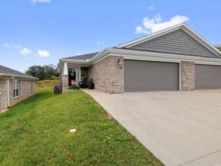 1508 Kennel Dr Unit A, Evansville, IN 47710