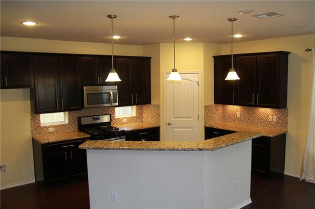 9829 Milla CIR 74, Austin, TX 78748