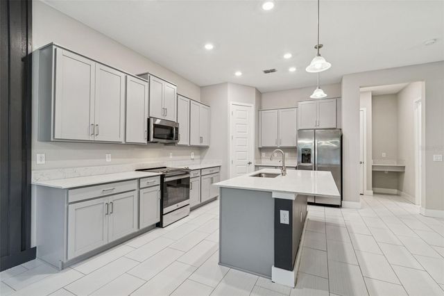 7604 S JUANITA STREET, Tampa, FL 33616