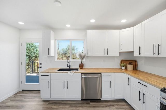 1361 S Tonalea Drive, Pueblo, CO 81007