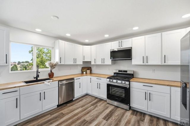 1361 S Tonalea Drive, Pueblo, CO 81007