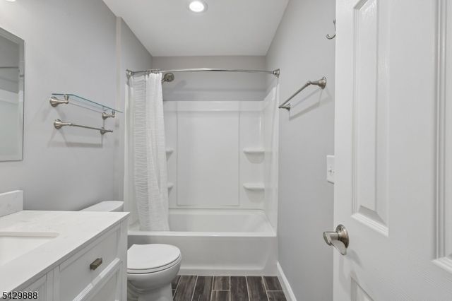 8 Bob White, Allamuchy Twp., NJ 07840