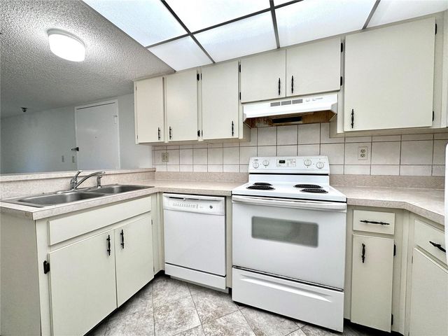 3006 CARING WAY 529, Port Charlotte, FL 33952