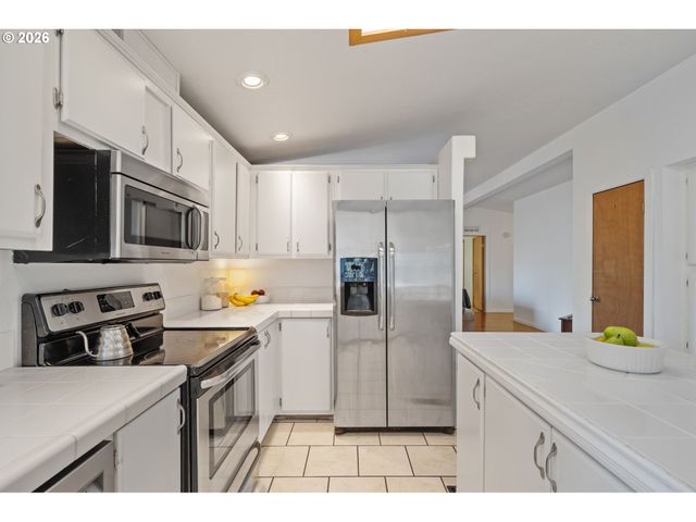 40405 Nw MAPLE RIDGE Rd, Woodland, WA 98674