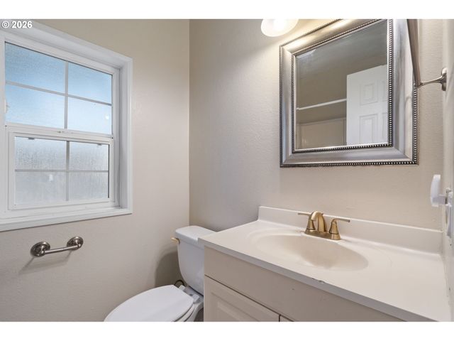 40405 Nw MAPLE RIDGE Rd, Woodland, WA 98674