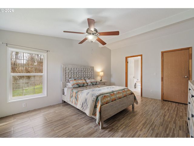 40405 Nw MAPLE RIDGE Rd, Woodland, WA 98674