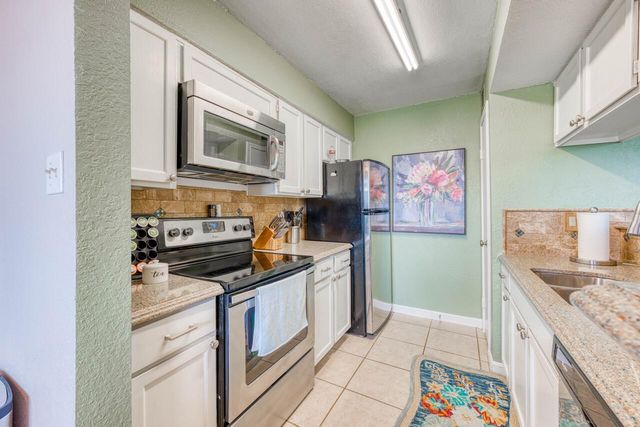 1100 The Cape RD 803, Horseshoe Bay, TX 78657