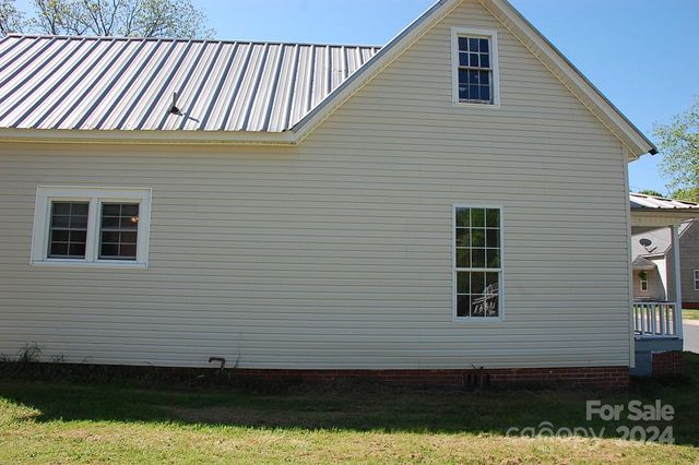710 Austin Street 124, Albemarle, NC 28001