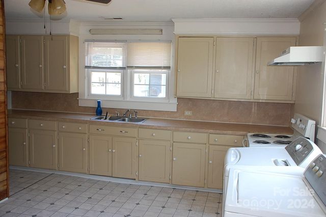 710 Austin Street 124, Albemarle, NC 28001