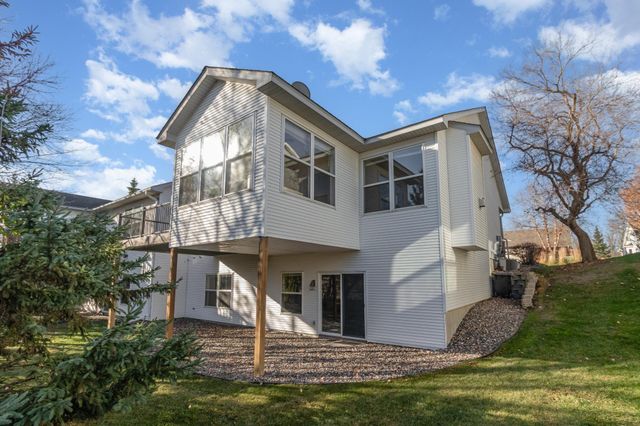 9062 Archer Lane N, Maple Grove, MN 55311