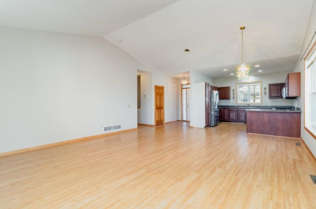 9062 Archer Lane N, Maple Grove, MN 55311