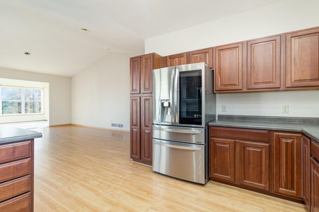 9062 Archer Lane N, Maple Grove, MN 55311