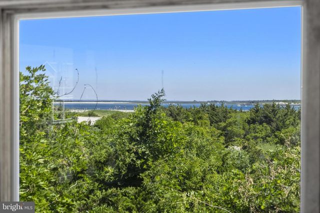 402 CENTRAL AVE, Barnegat Light, NJ 08006