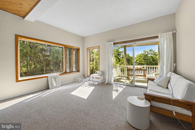 402 CENTRAL AVE, Barnegat Light, NJ 08006