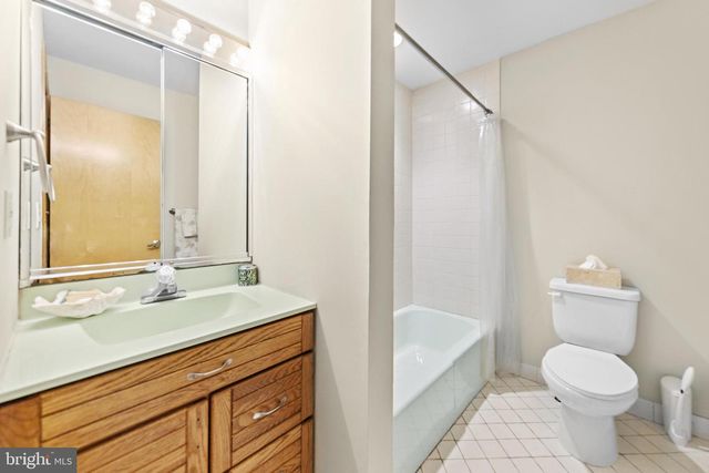 402 CENTRAL AVE, Barnegat Light, NJ 08006