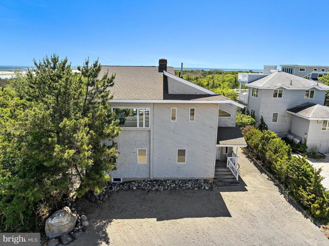 402 CENTRAL AVE, Barnegat Light, NJ 08006
