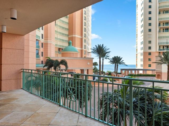 970 Cape Marco DR # 402, Marco Island, FL 34145