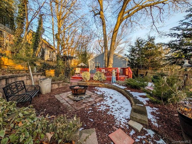 33 Park Drive, Rocky Point, NY 11778