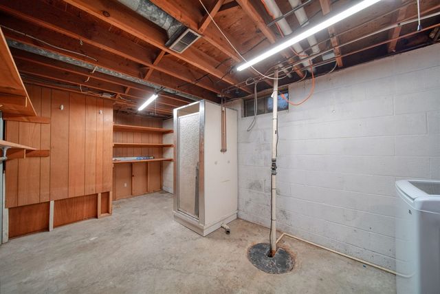 1230 Madison Drive, Adrian, MI 49221