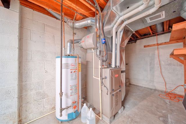 1230 Madison Drive, Adrian, MI 49221