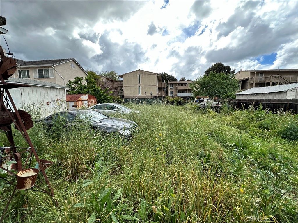 Image 5 of property listing at 29695 Dixon, Hayward, CA 94544