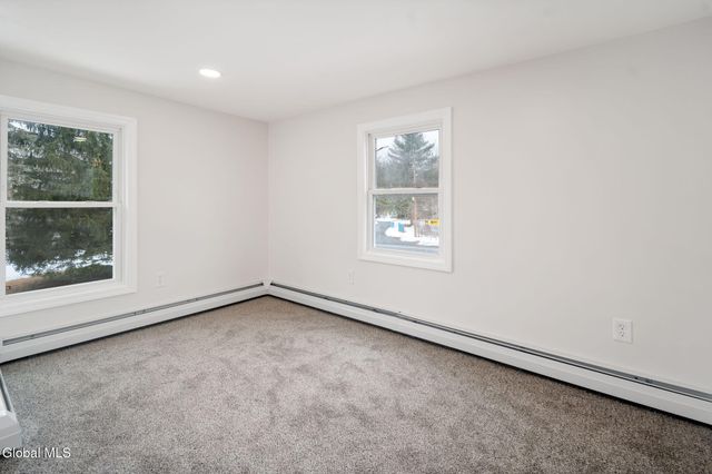 150 Schoolhouse Road, Guilderland, NY 12203