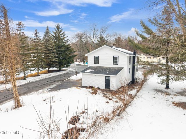 150 Schoolhouse Road, Guilderland, NY 12203