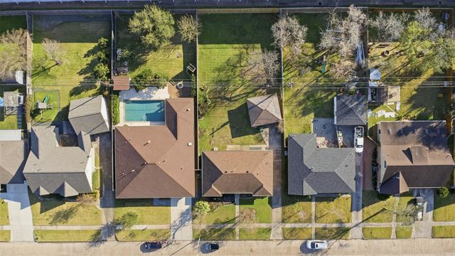 2310 Droxford Drive, Houston, TX 77008