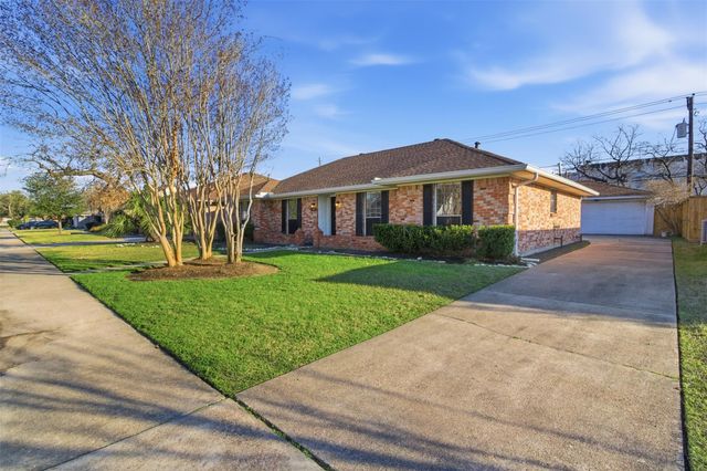 2310 Droxford Drive, Houston, TX 77008