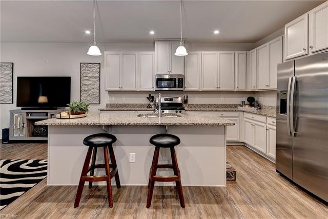 225 Capeside CT, Williamsburg, VA 23188