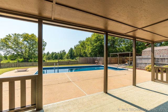 15536 E Anderson Drive, Inola, OK 74036