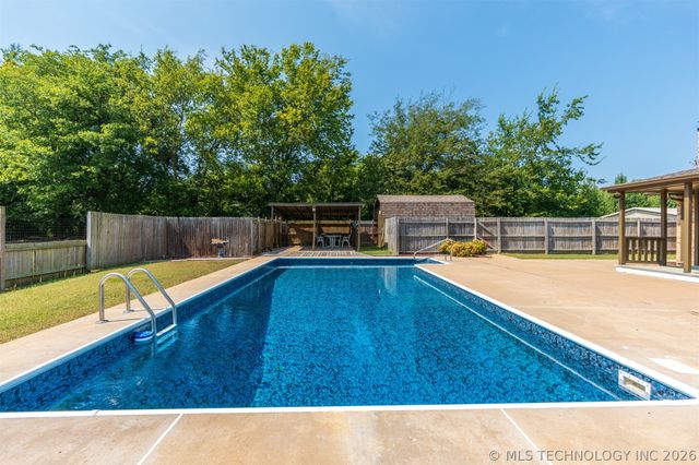 15536 E Anderson Drive, Inola, OK 74036