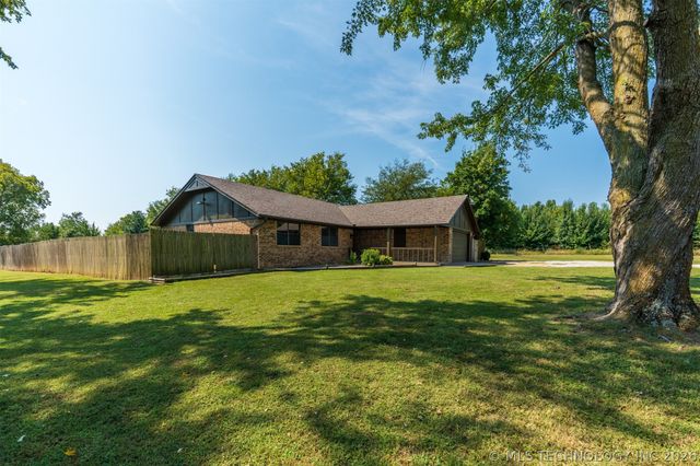 15536 E Anderson Drive, Inola, OK 74036